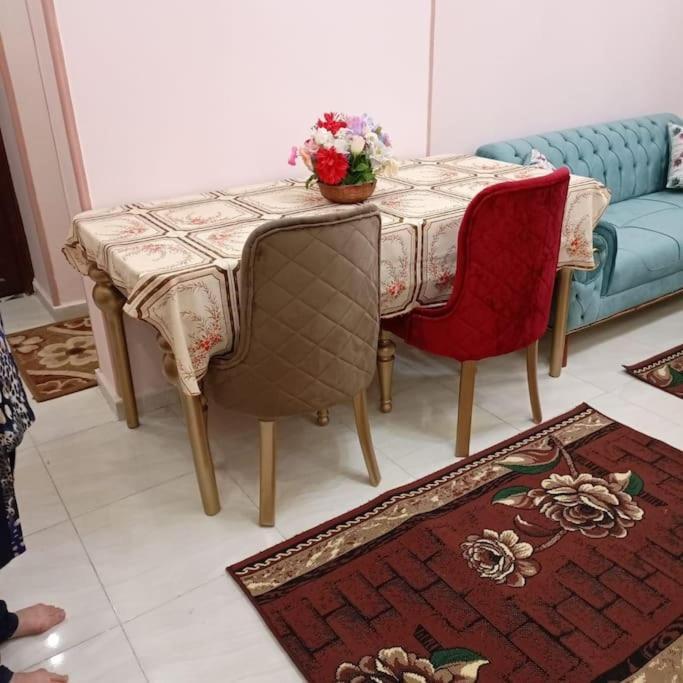Apartment A Cleopatra Families Only Eabse